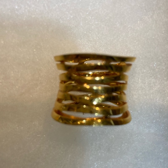 UNIQUE GOLD RING - Picture 4 of 4